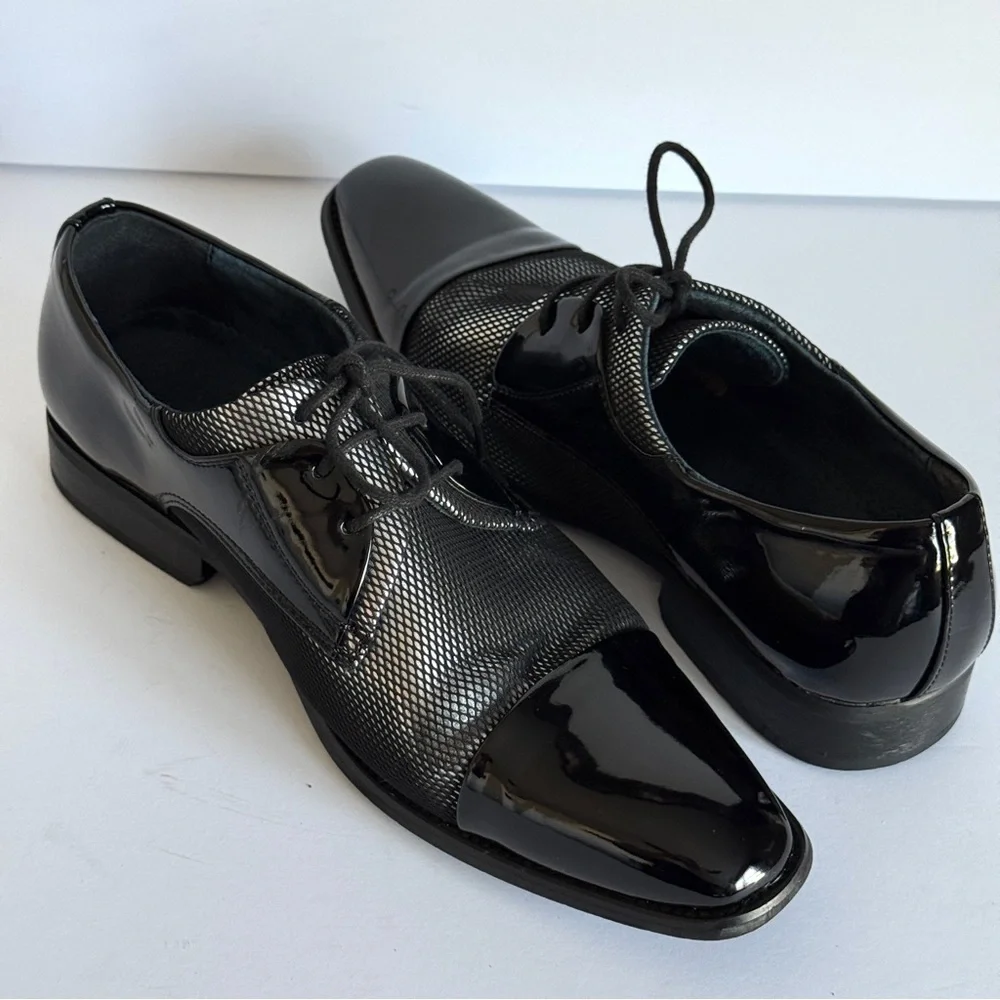 Amali Men’s Silver Fishnet Tuxedo Oxford Dress Shoe Black Patent Cap Toe Size 9. - Picture 7 of 13